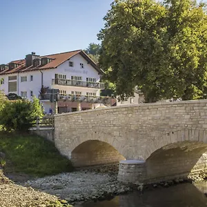 https://raffelsteiner-hof.com-bavaria.com